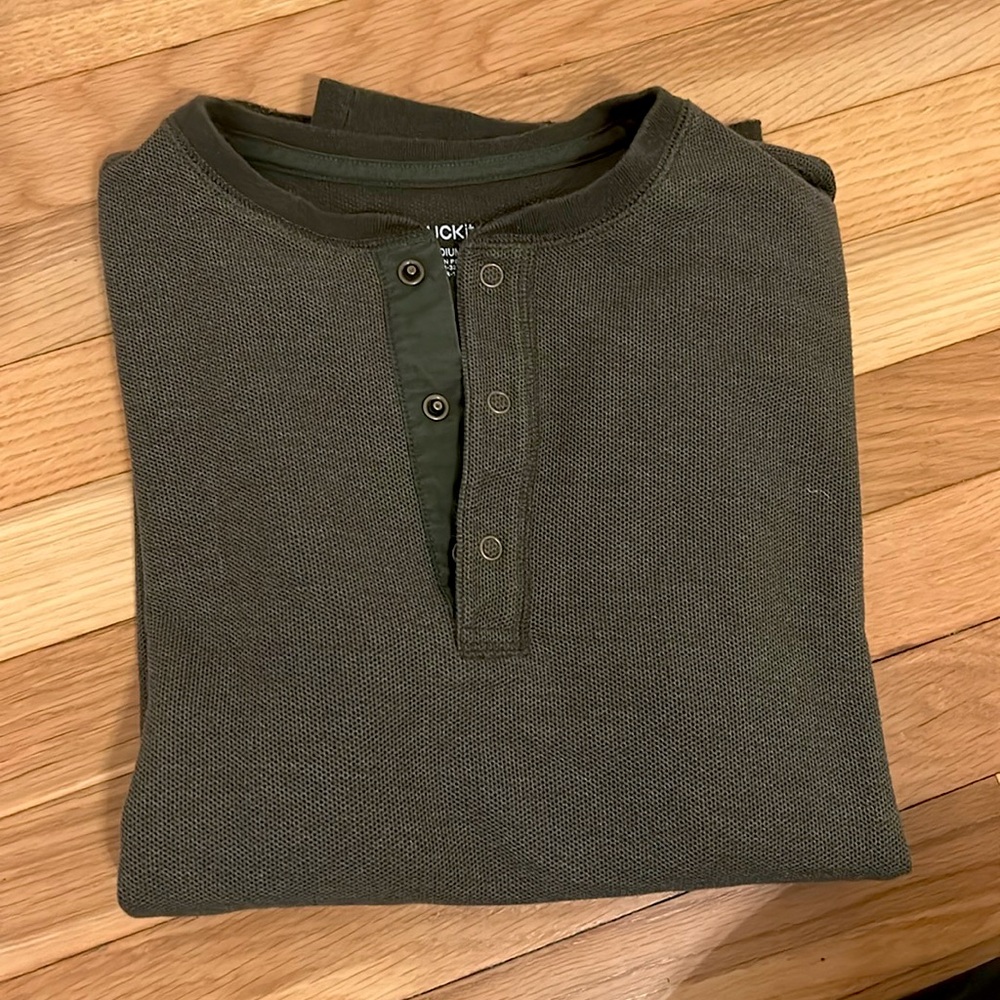 UNTUCKit Henley